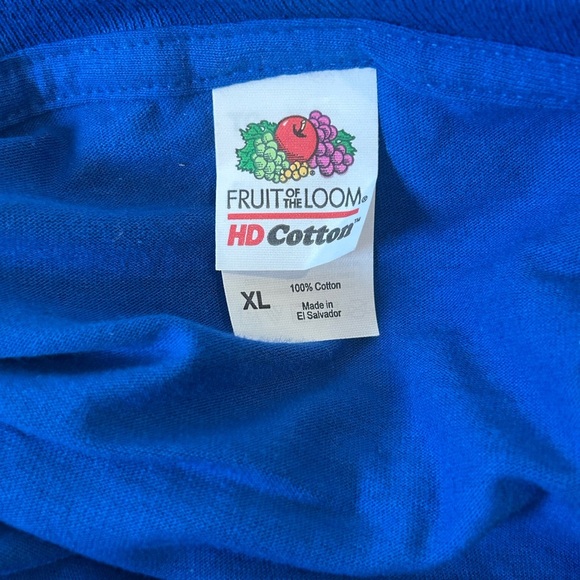 NWOT Fruit Of The Loom Netflix Short Sleeve Tee Shirt - Picture 3 of 4